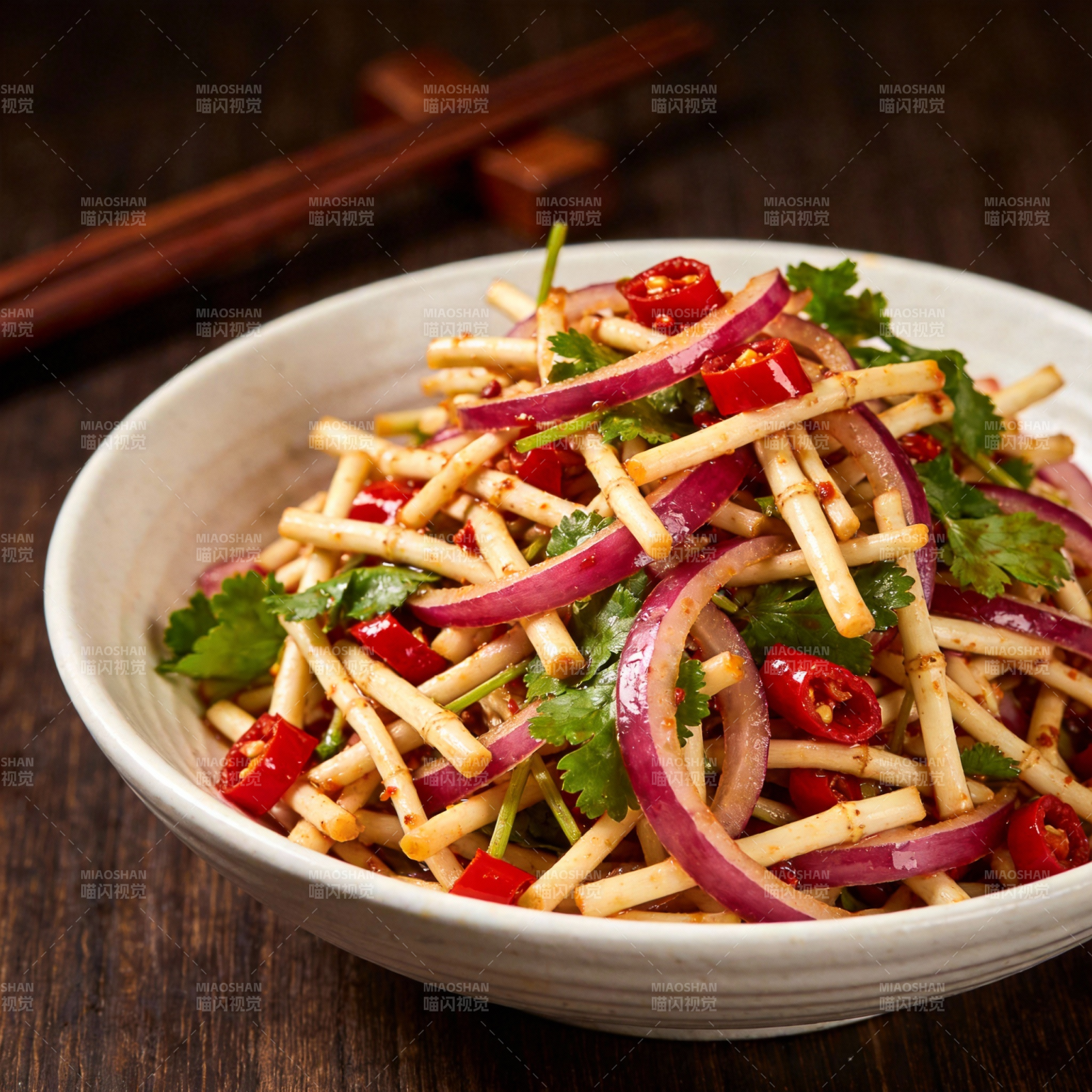 凉拌竹笋洋葱图片