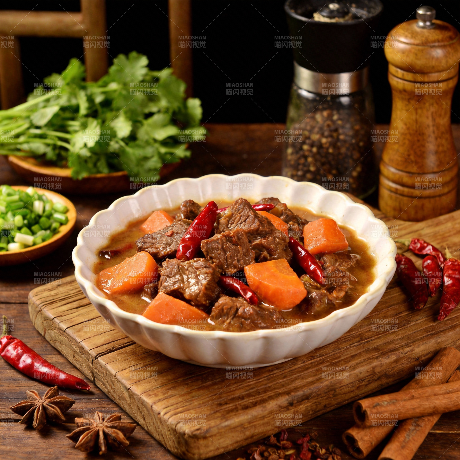 香辣牛肉炖胡萝卜图片
