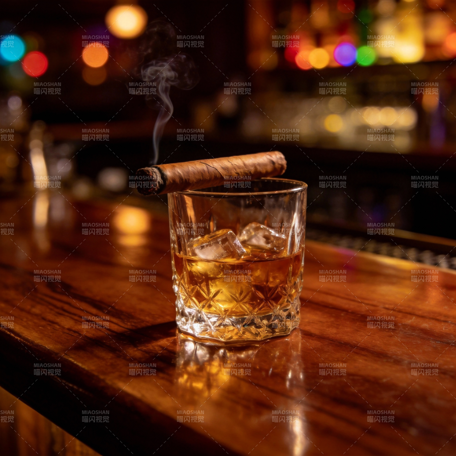 烟酒相伴夜未央图片