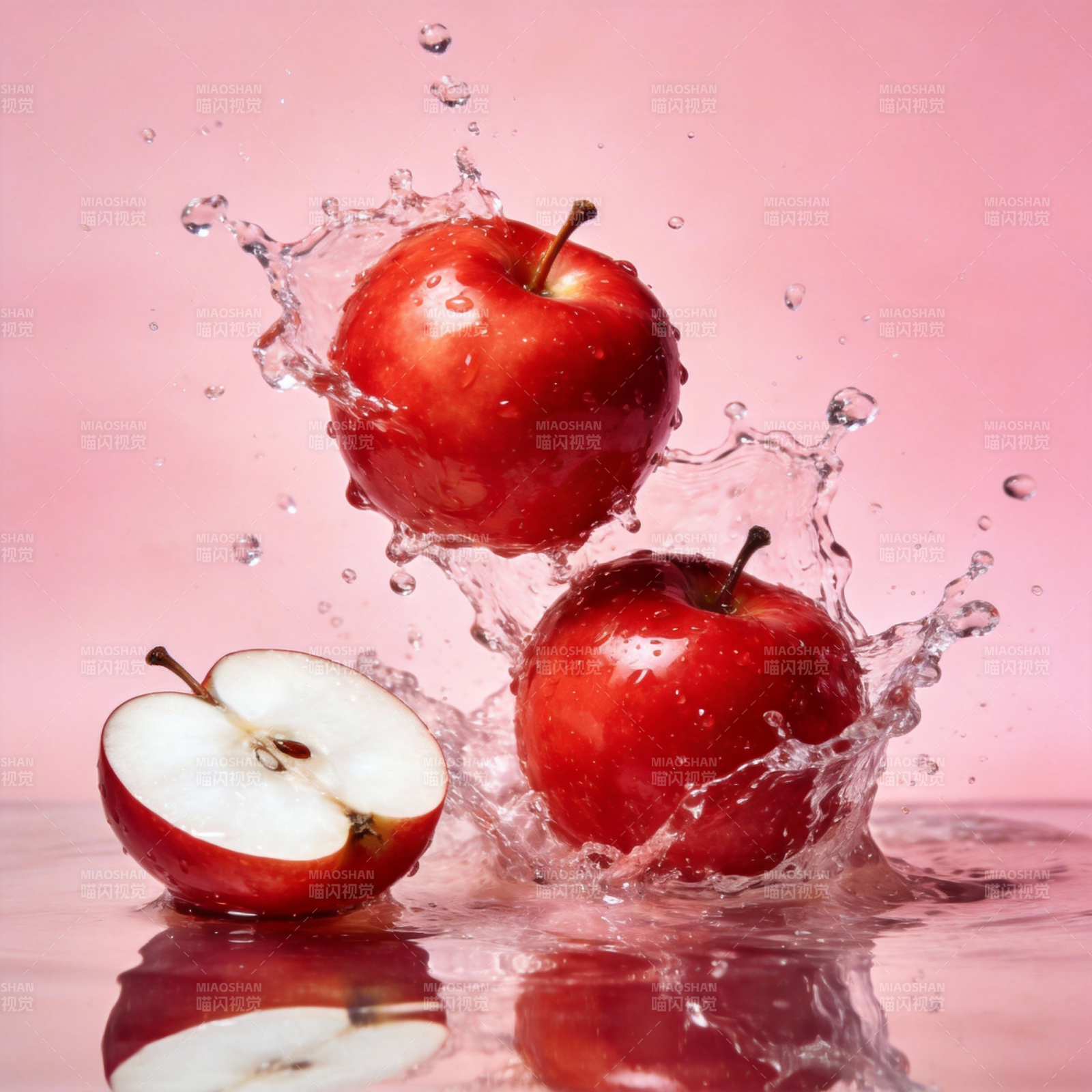 红苹果水花飞溅图片