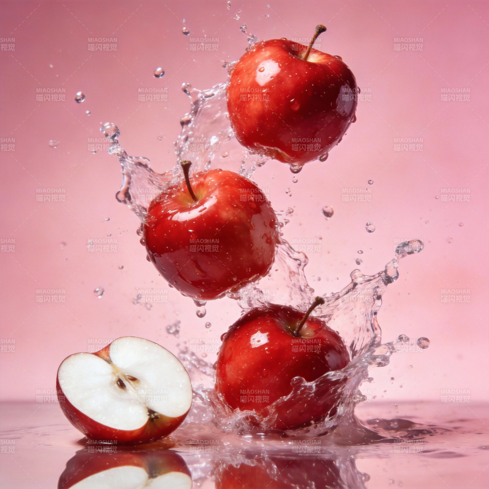 红苹果水花飞溅图片