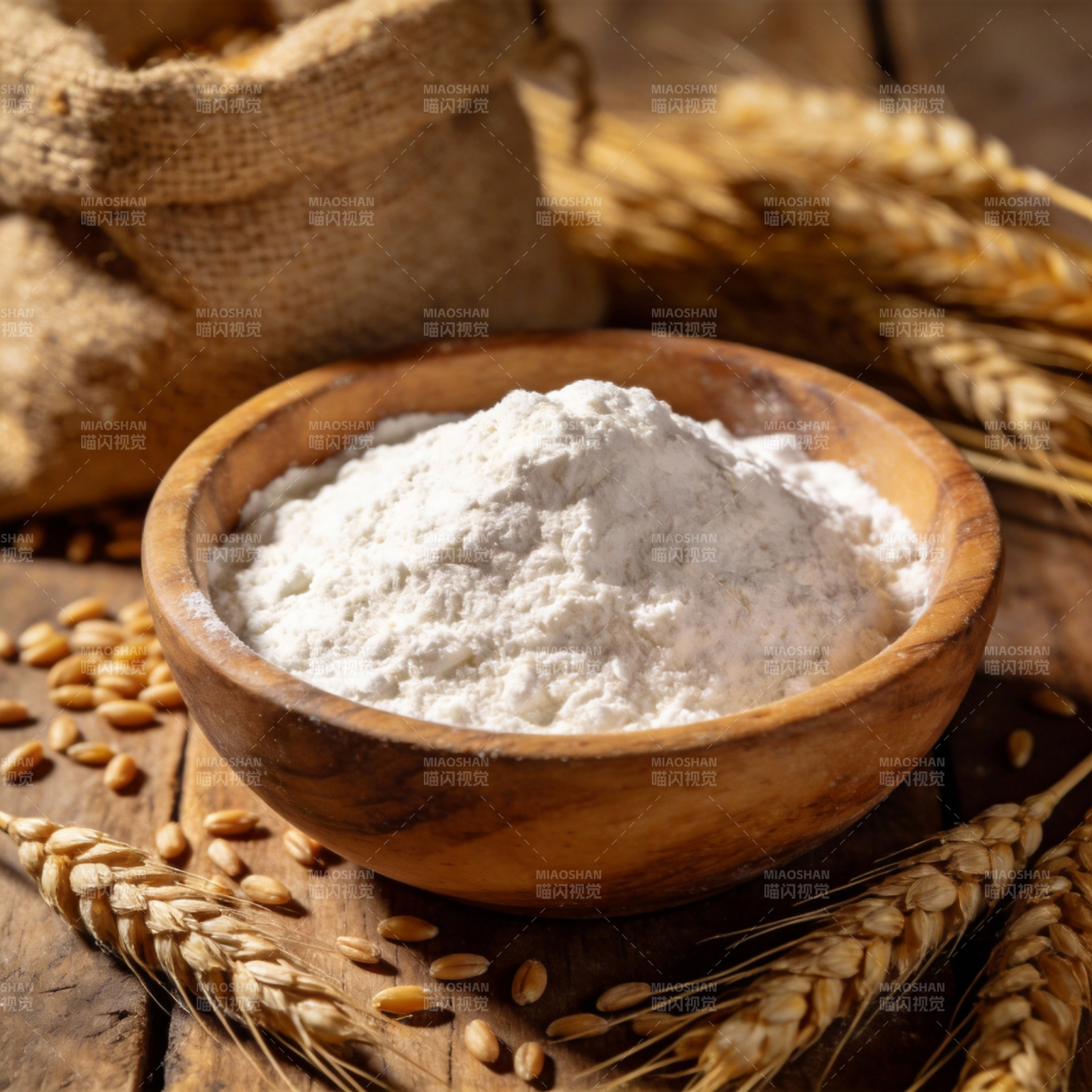 面粉与麦穗静物图片