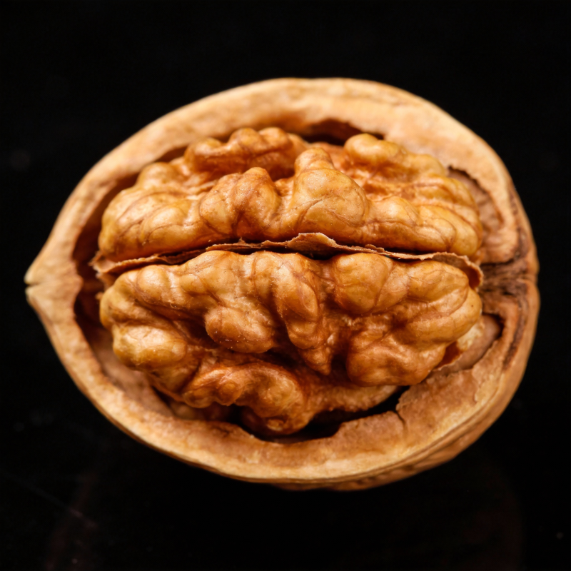 核桃仁特写图片