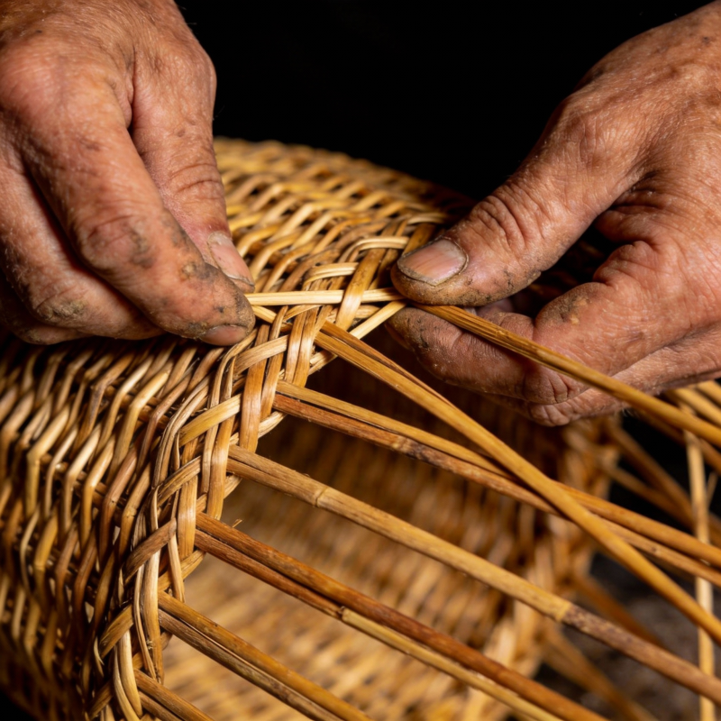 手工编织竹篮图片