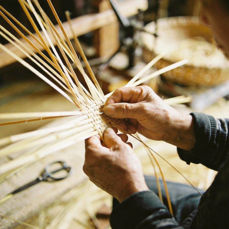 手工编织竹篮图片