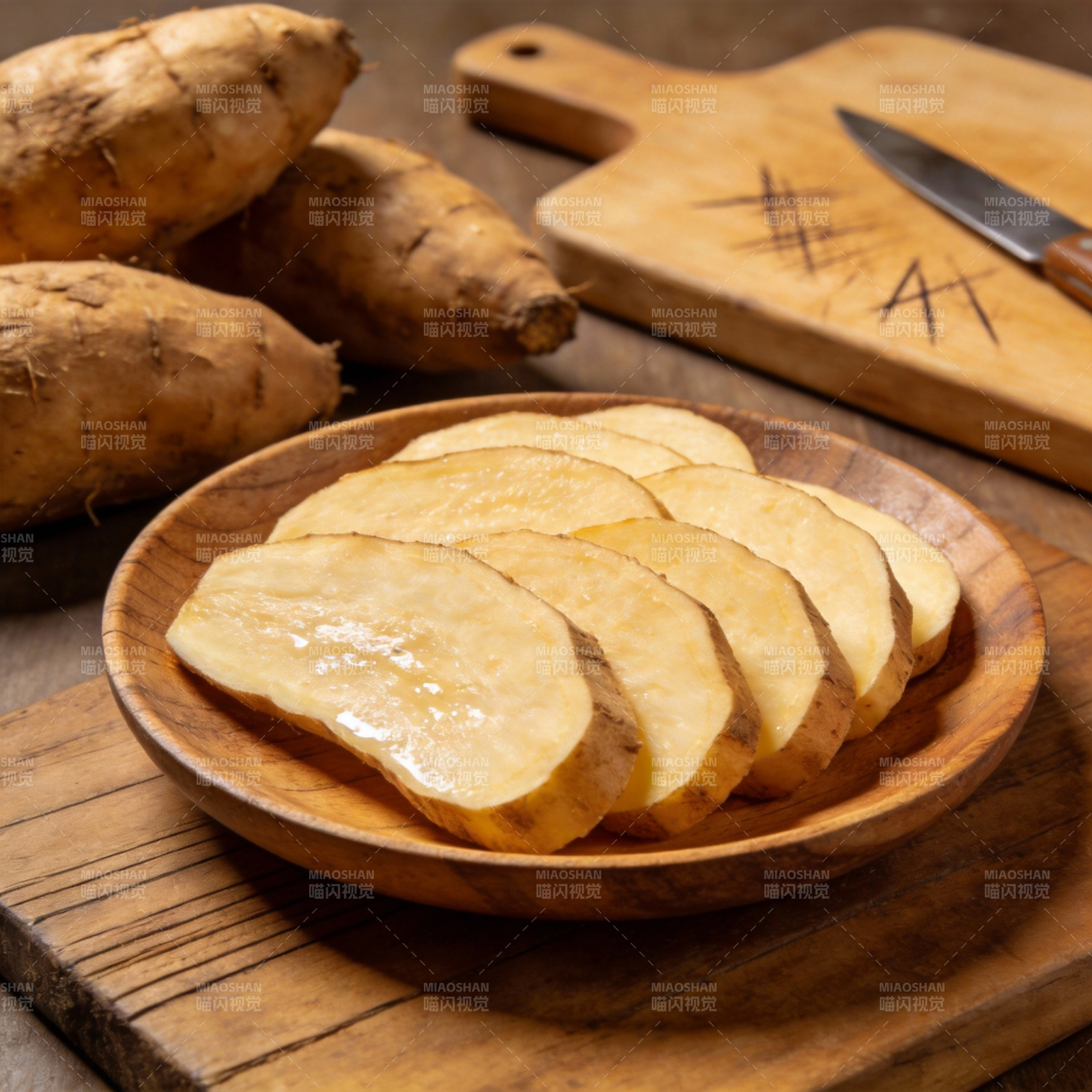 切片木薯摆盘图片