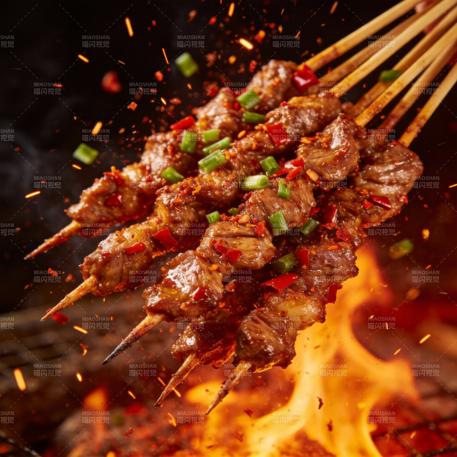 香辣烤肉串图片