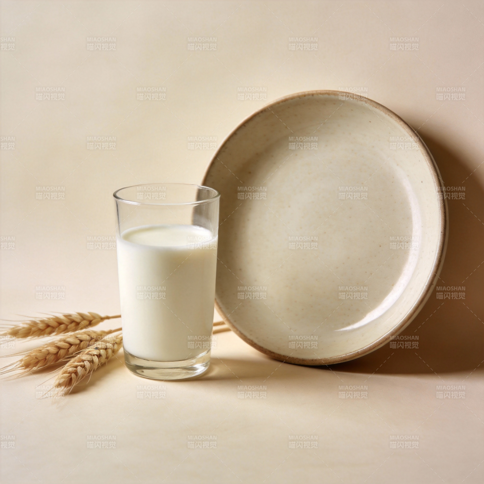 牛奶与麦穗静物图片