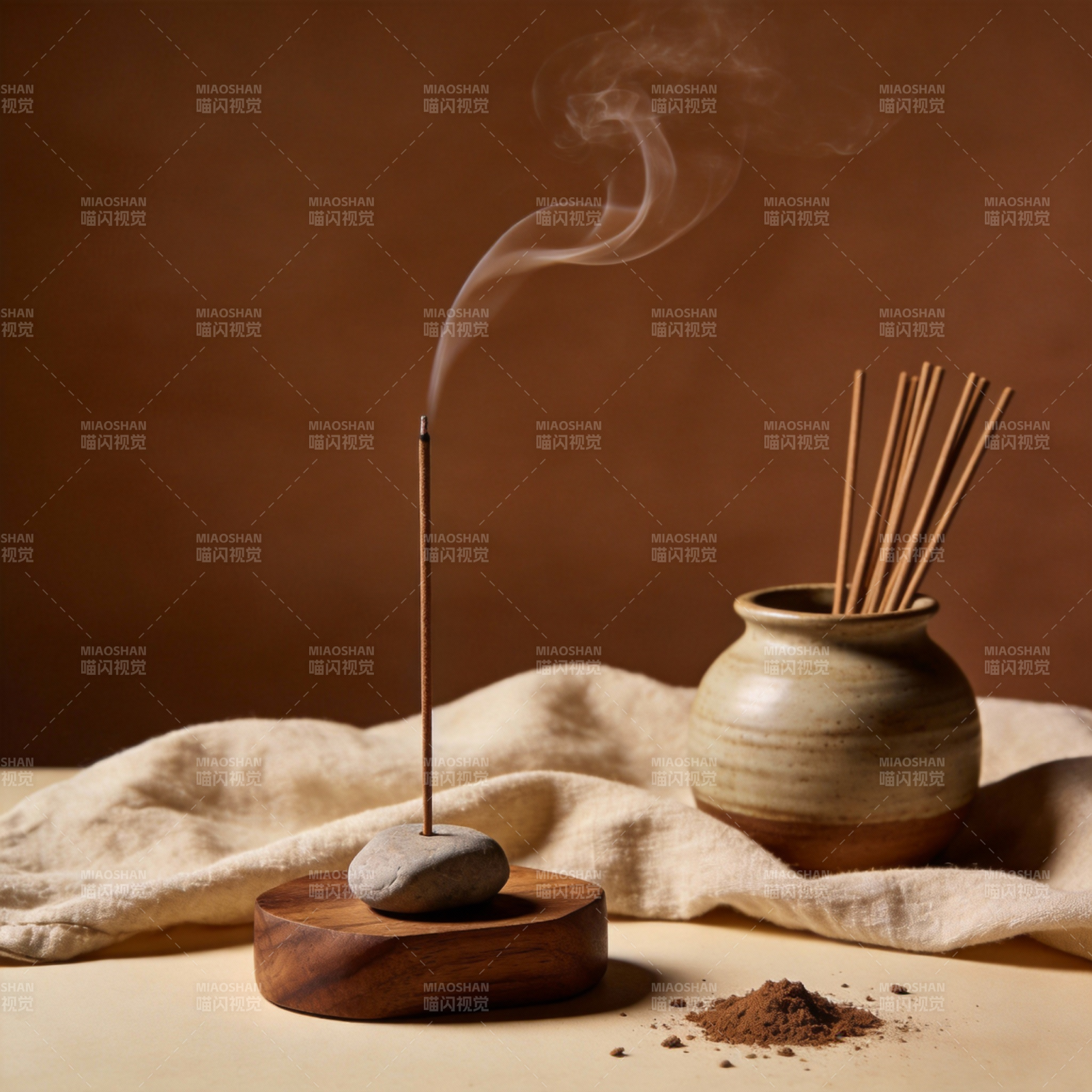 香烟袅袅 静谧时光图片