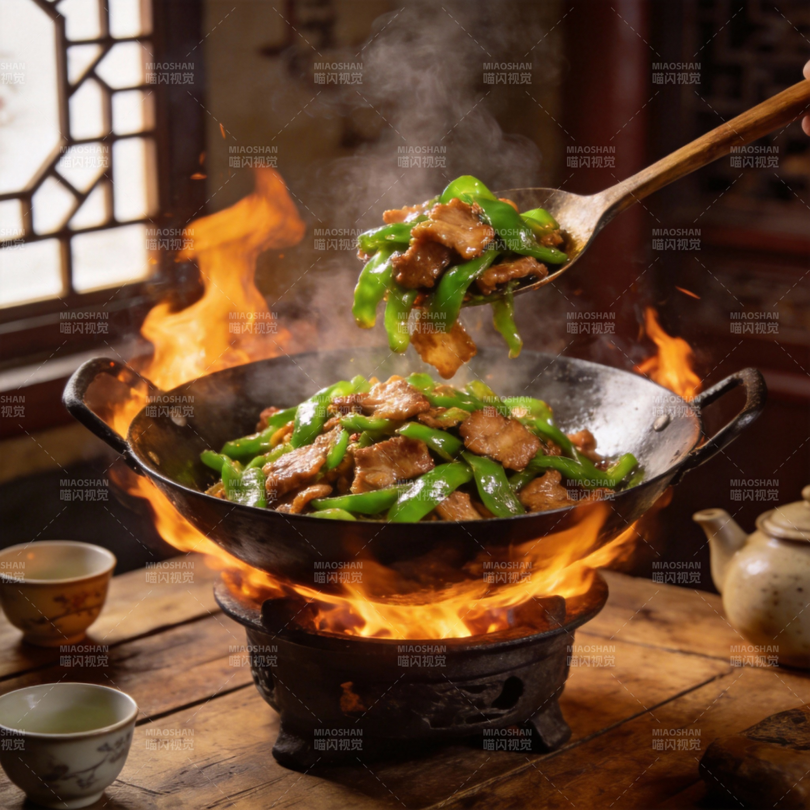 火焰炒青椒肉片图片