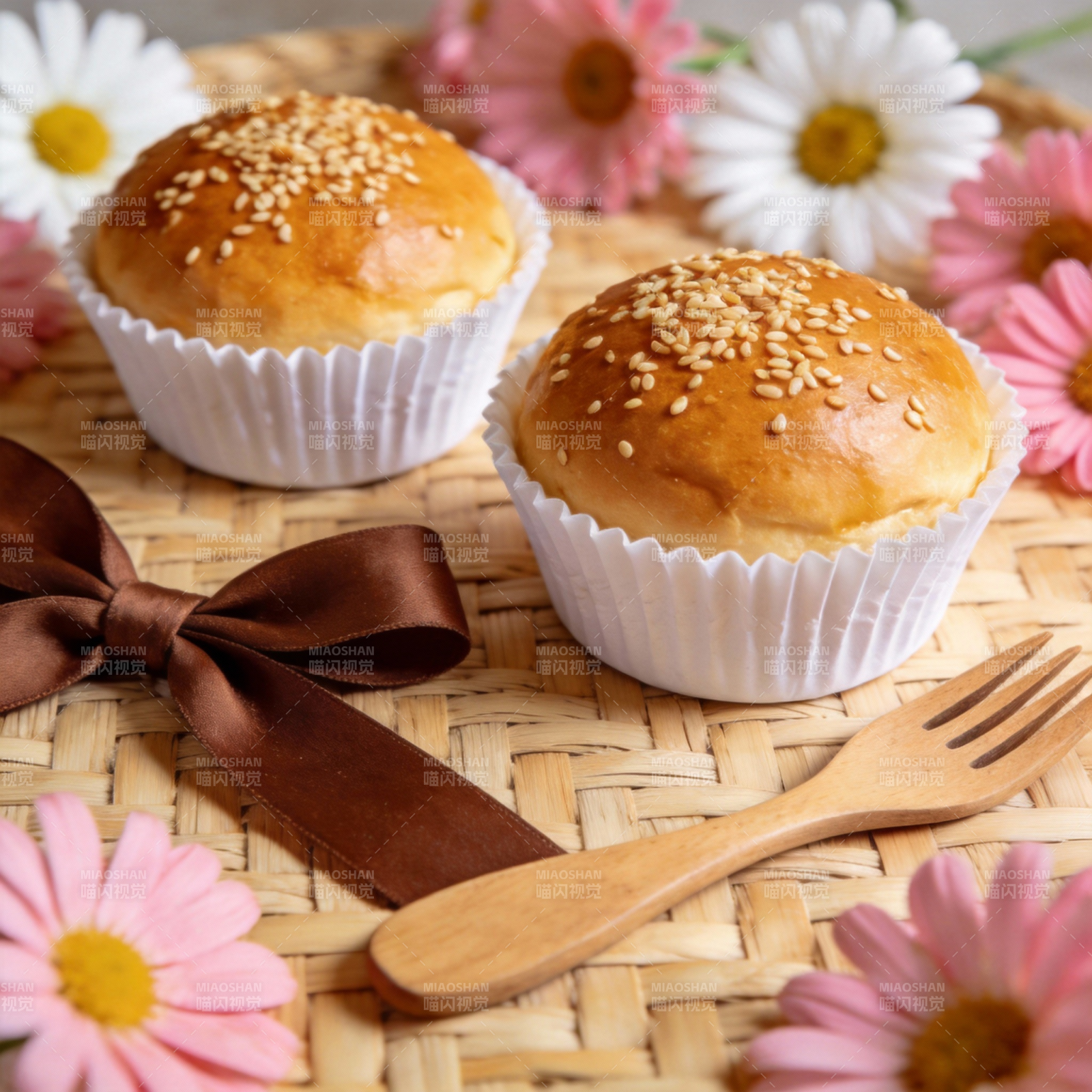 花间小面包图片