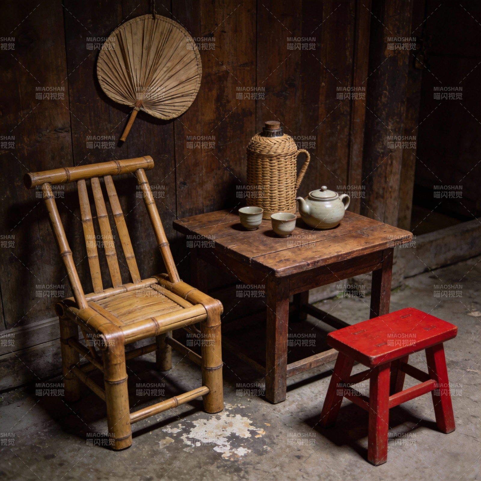竹椅茶桌古韵悠然图片