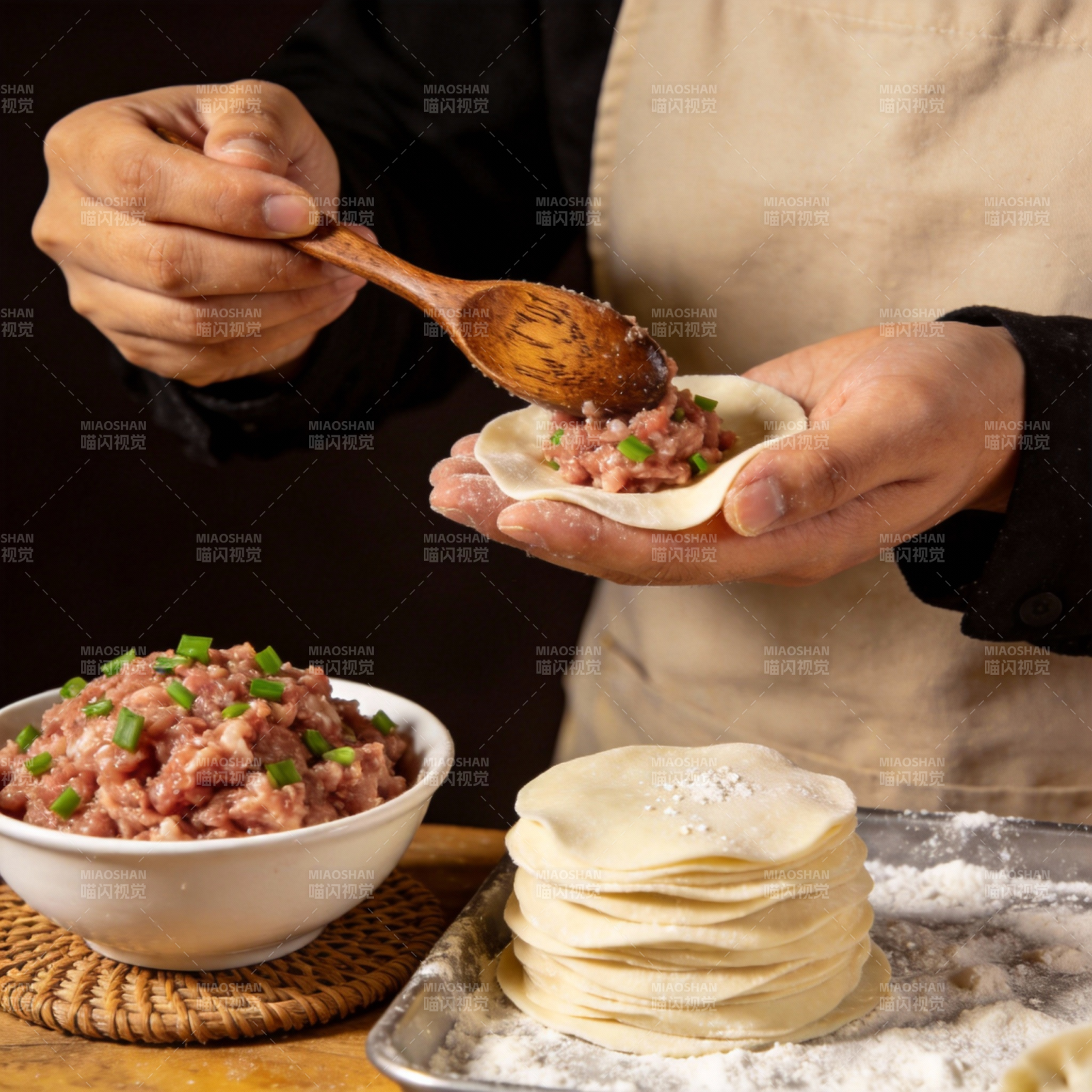 包饺子馅料准备图片