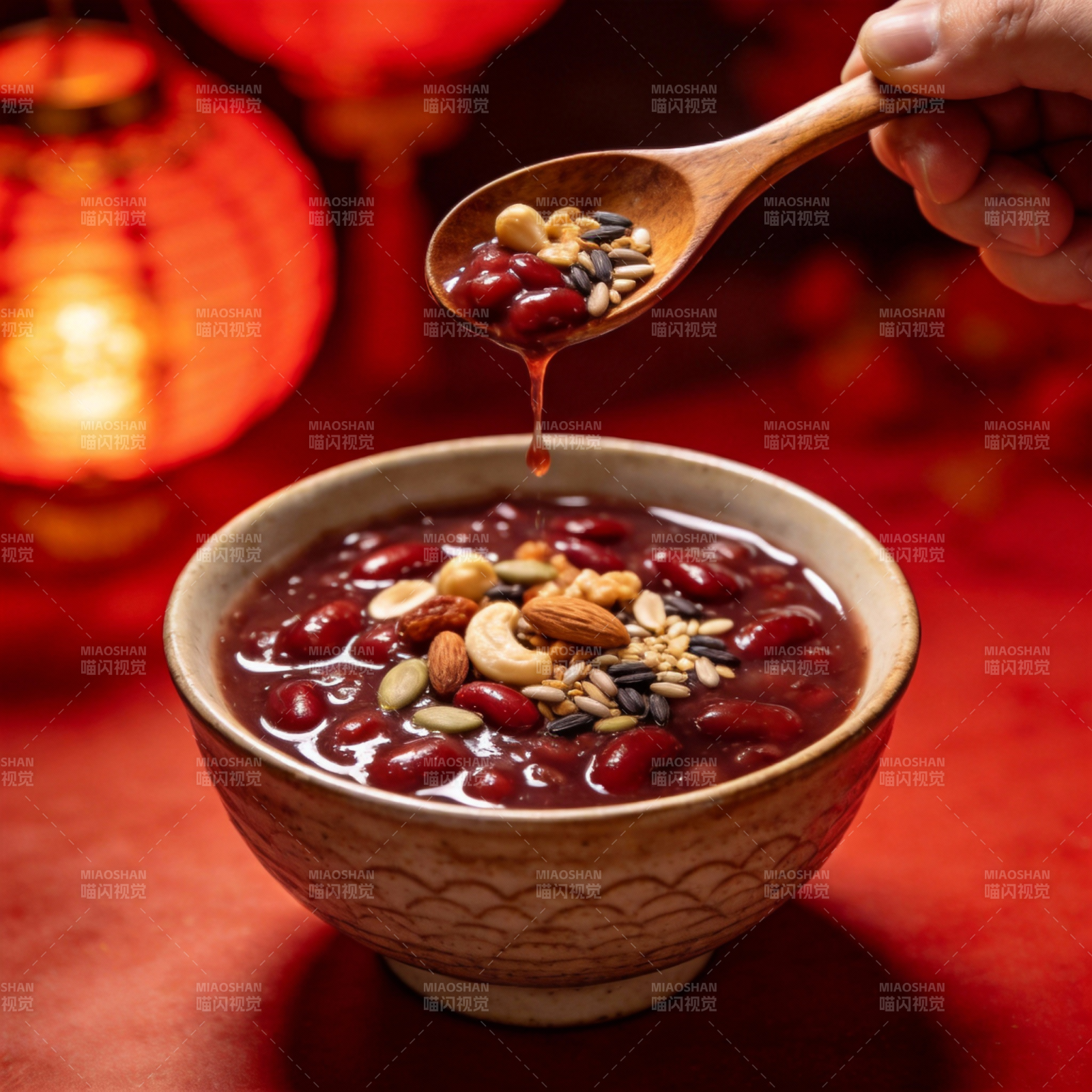 红豆粥配坚果图片