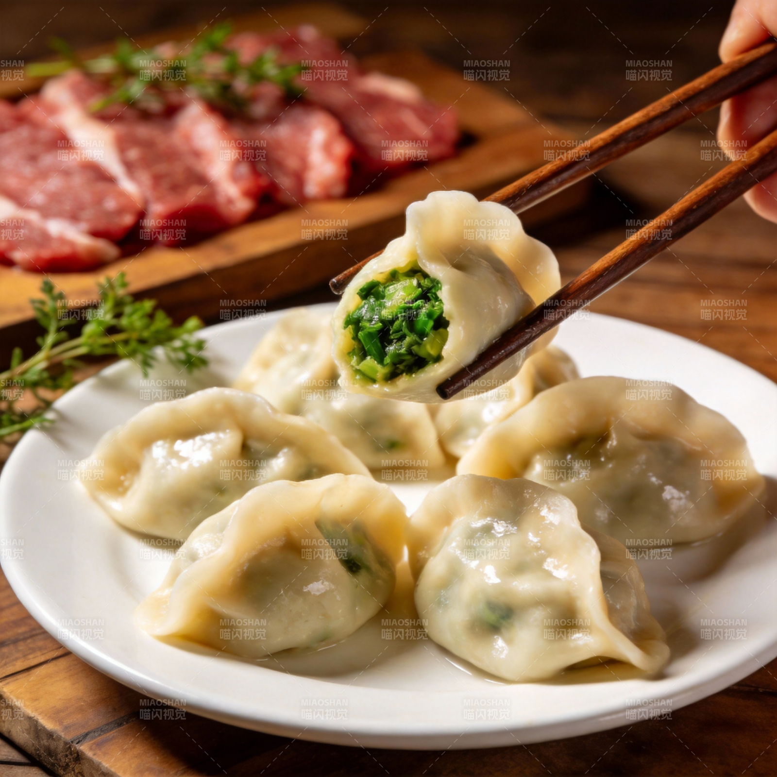 鲜嫩韭菜饺子图片