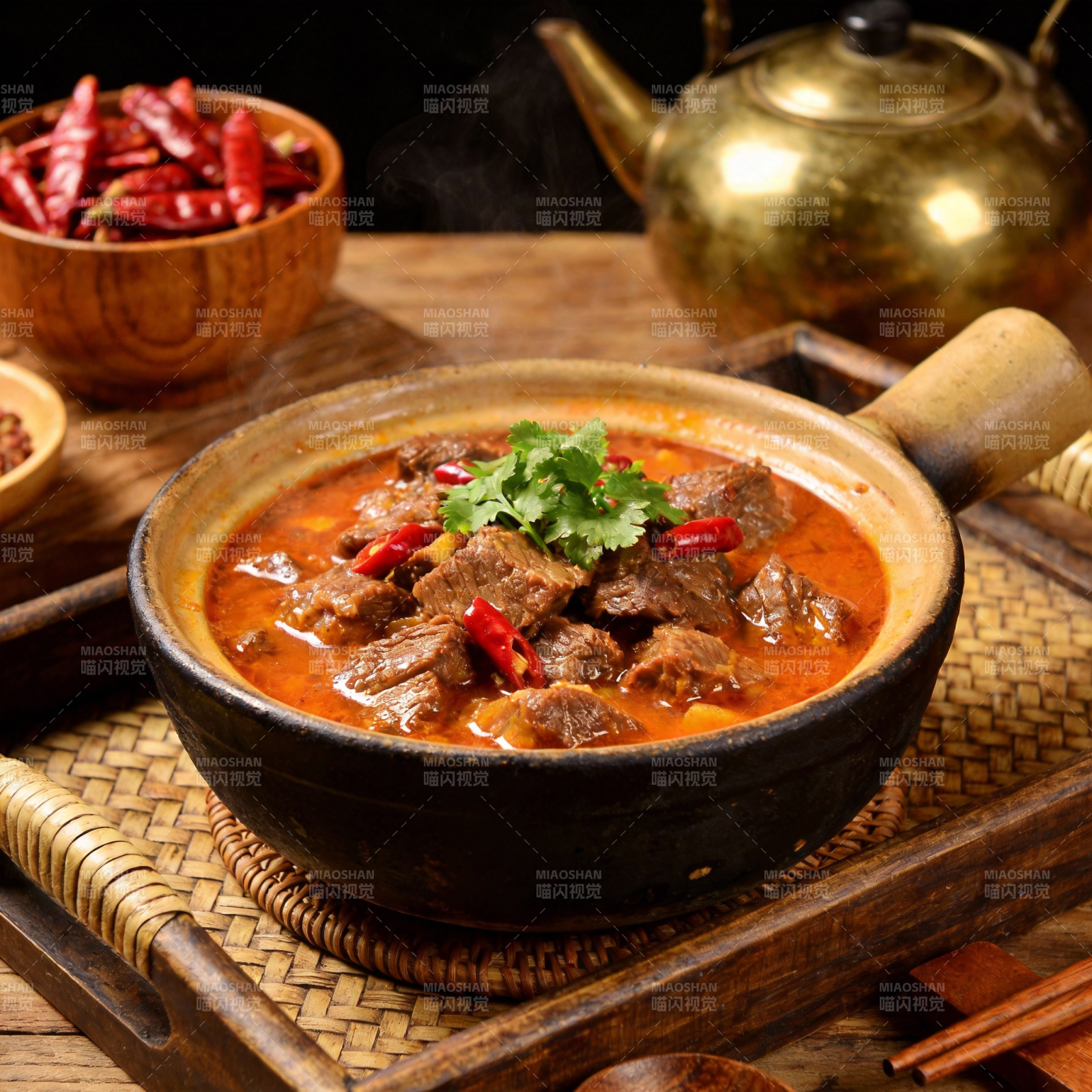 香辣牛肉煲图片