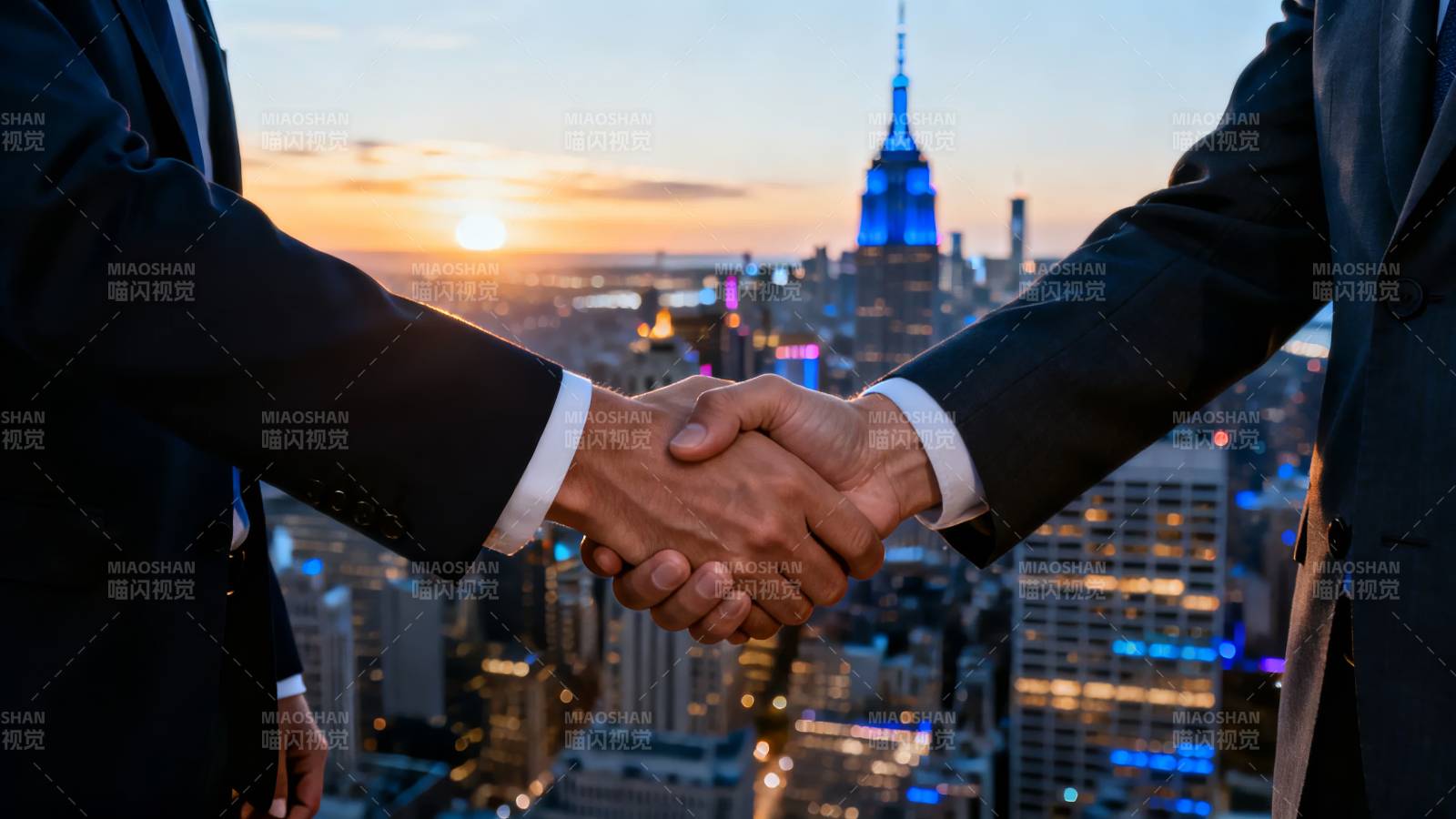 握手合作 共绘未来图片