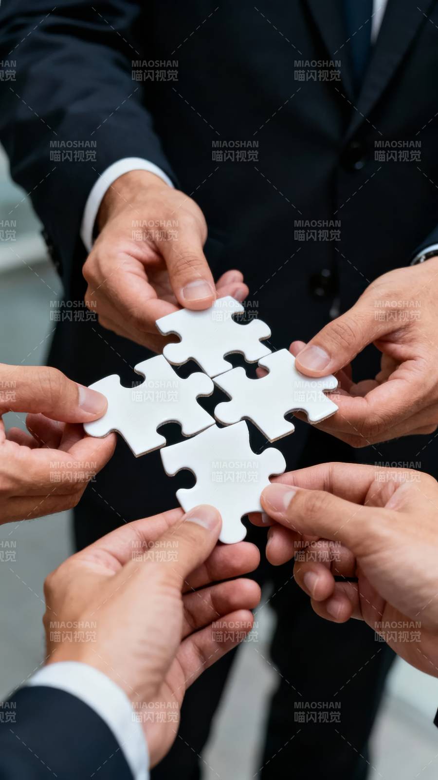 携手拼图 合作共赢图片