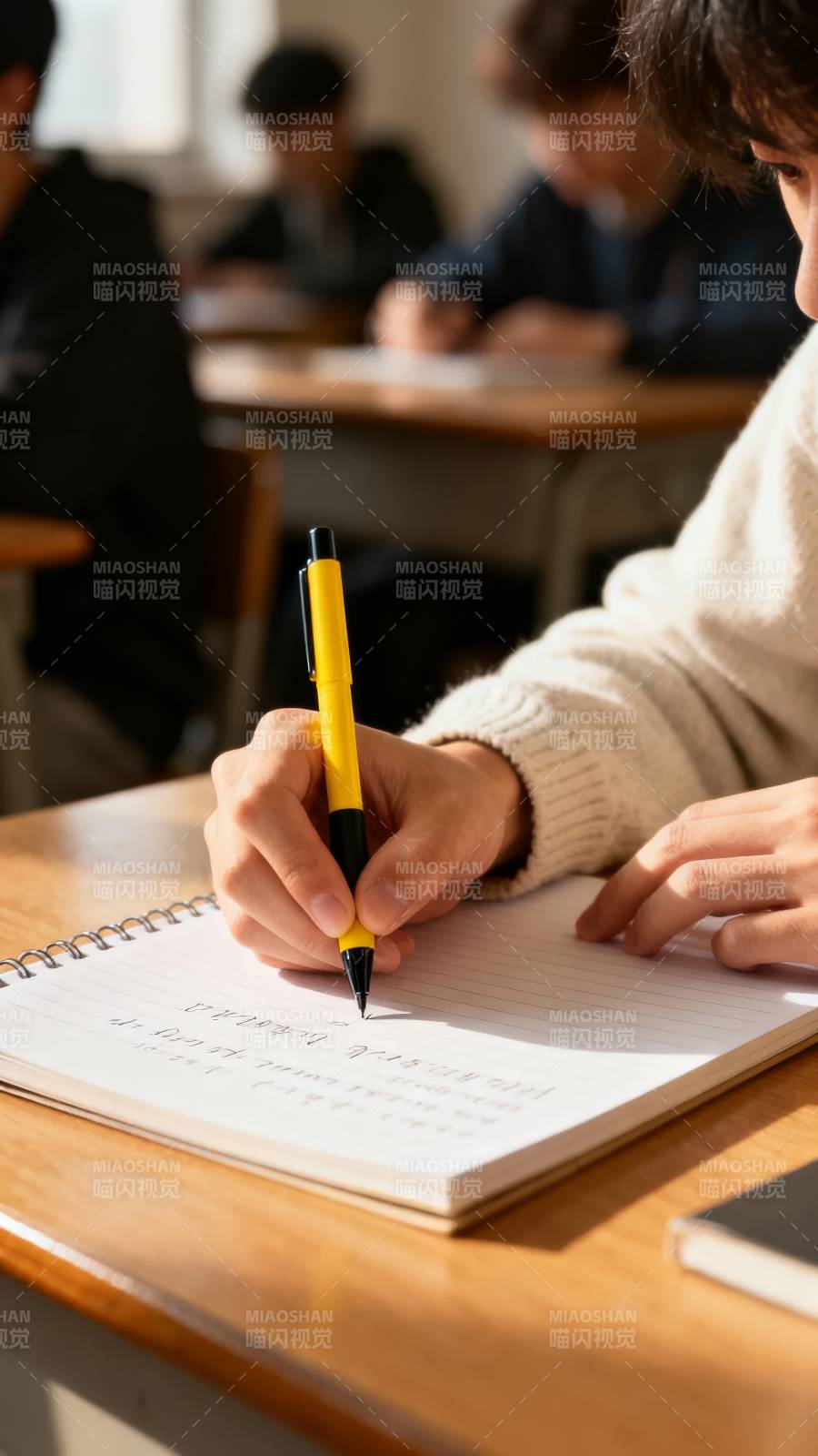 专注书写瞬间图片