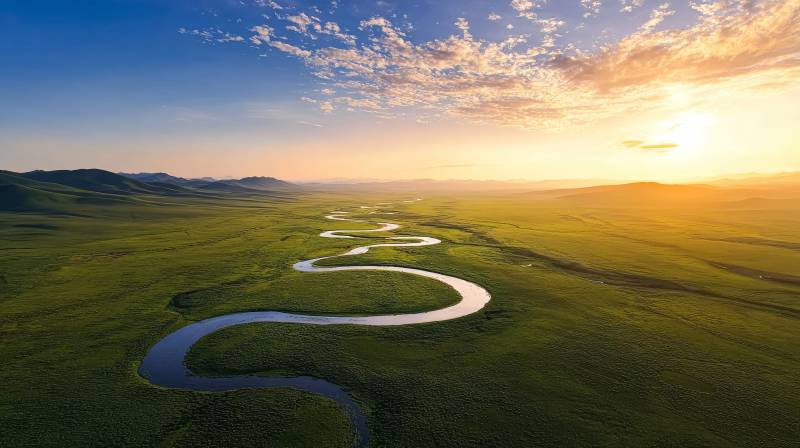 草原日落河湾图片