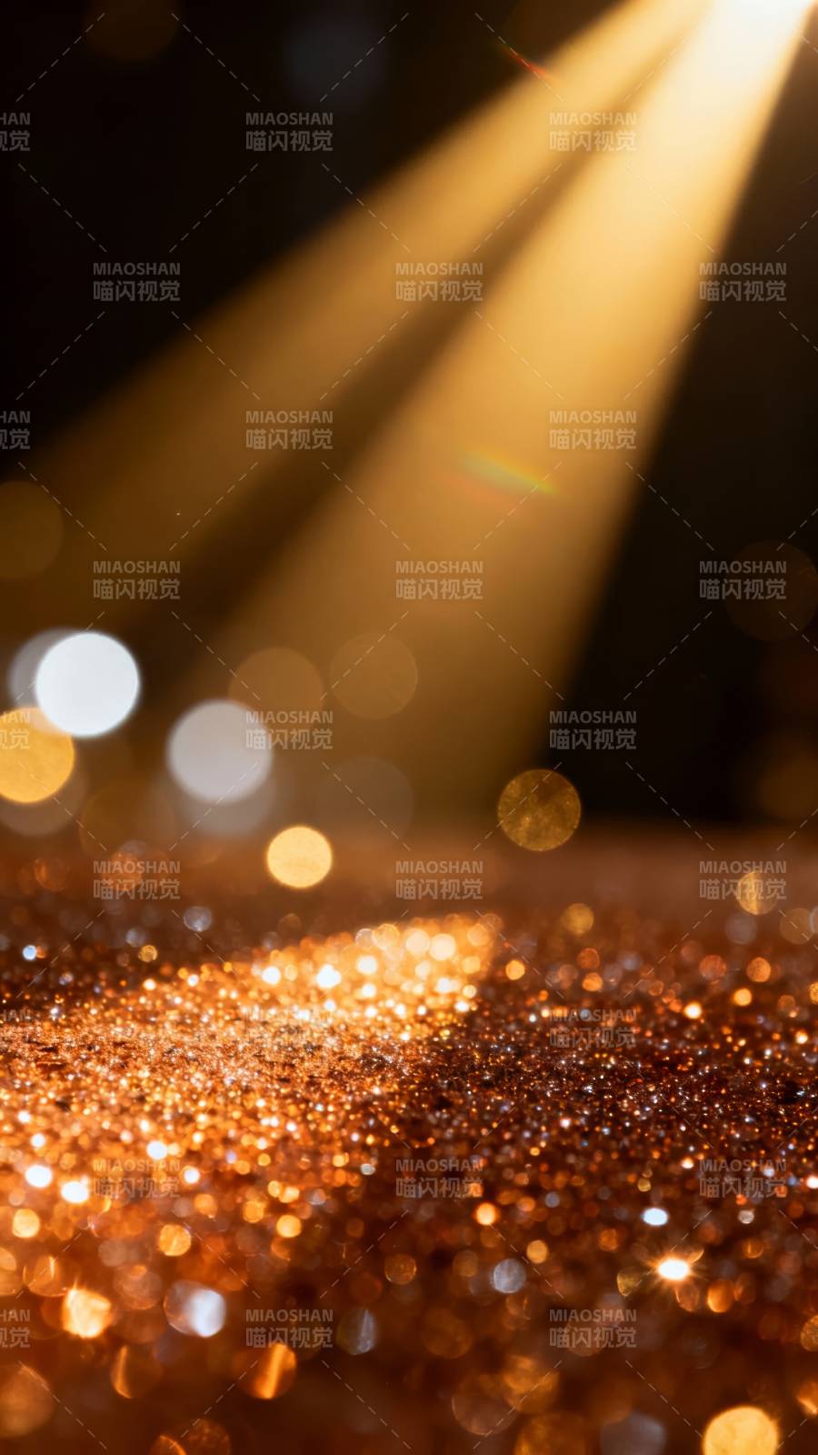 金色光芒闪耀图片