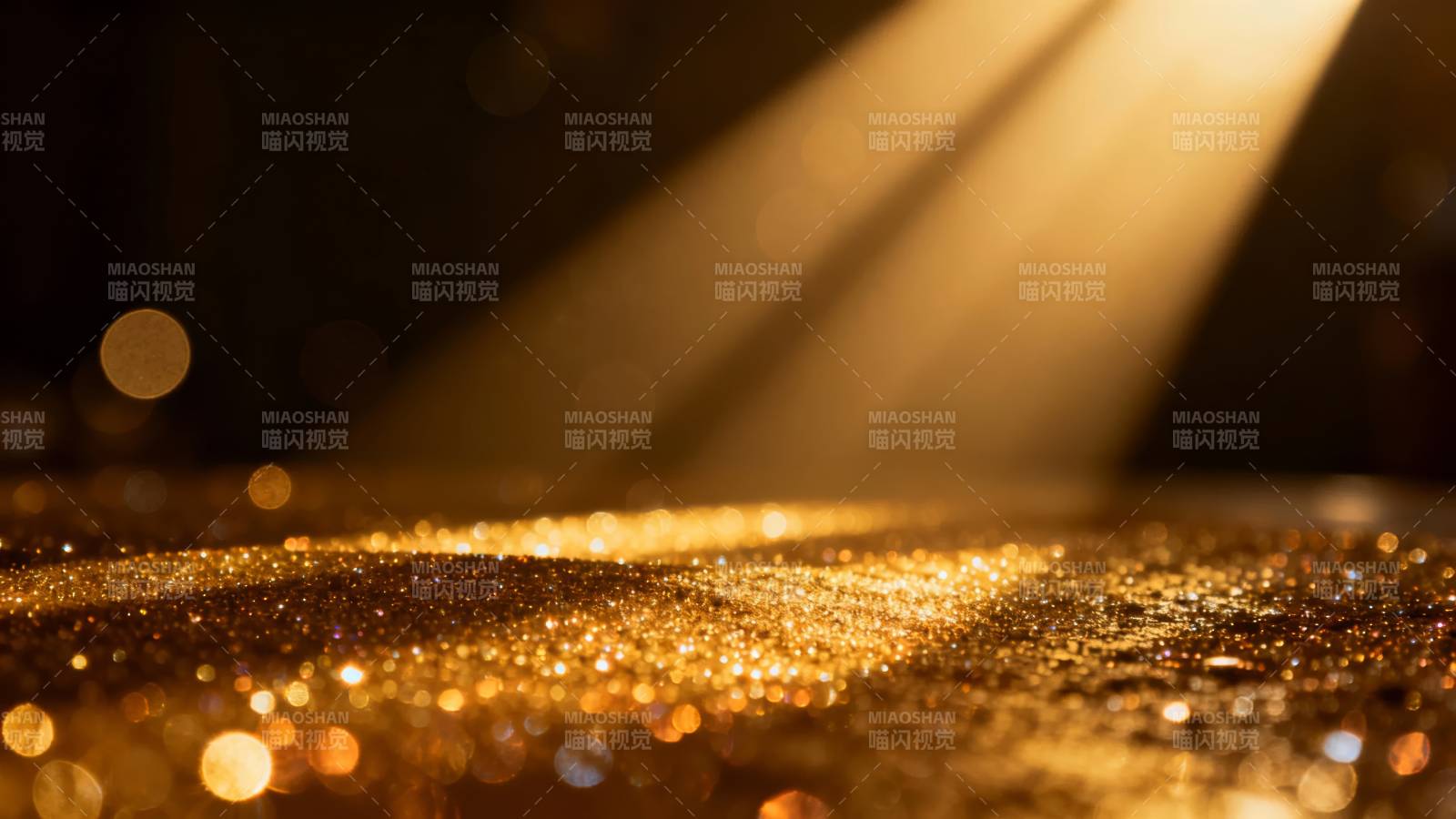 金色光芒闪耀图片