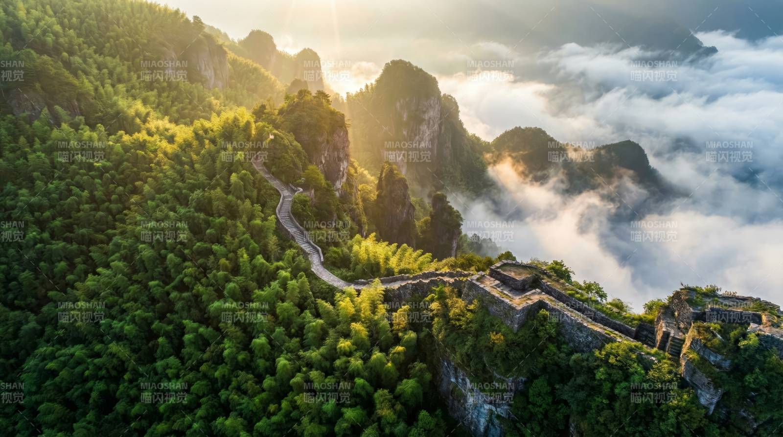 云海长城 山间晨曦图片