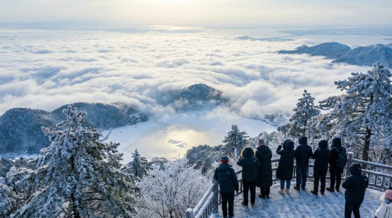 云海雪景观览图片