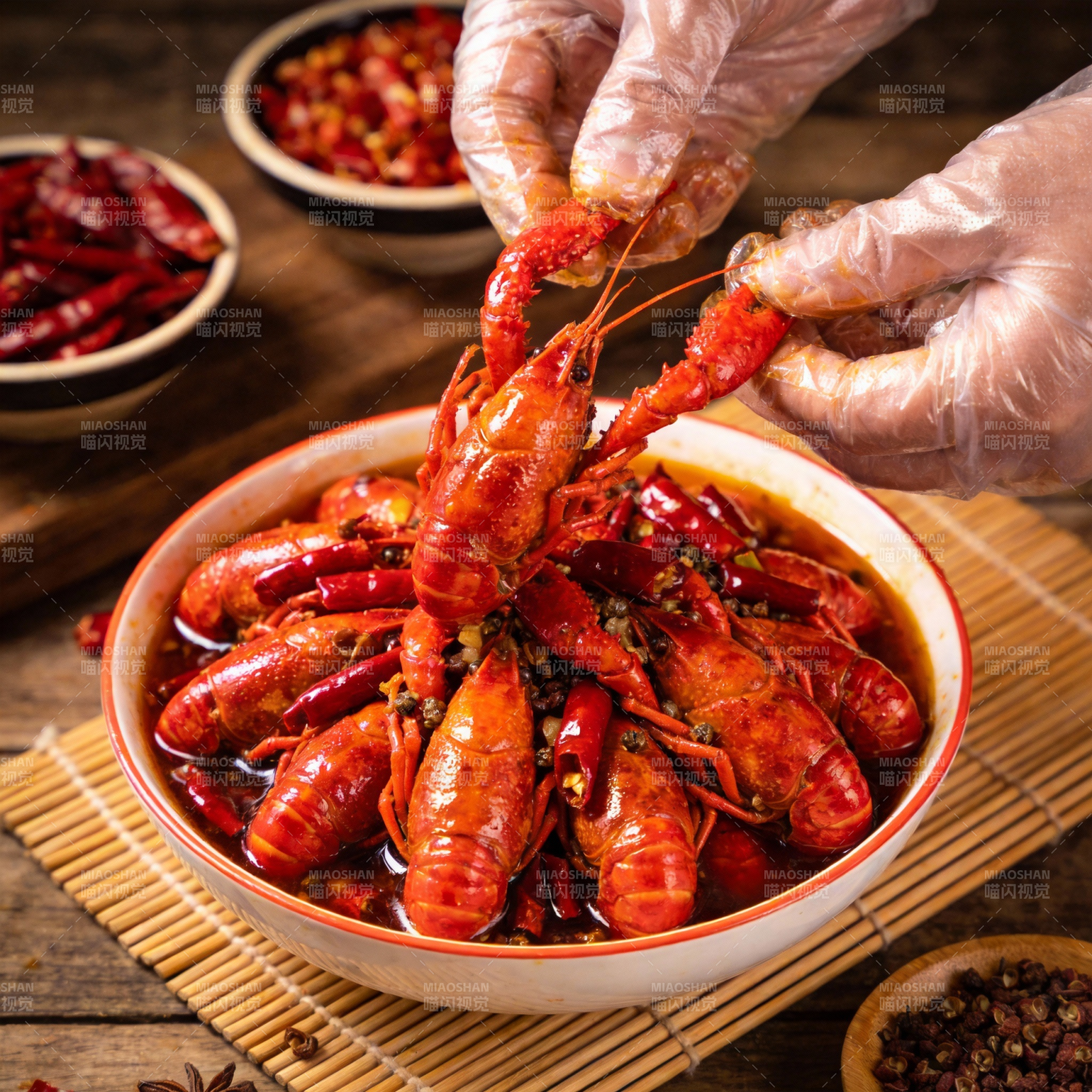 麻辣小龙虾图片