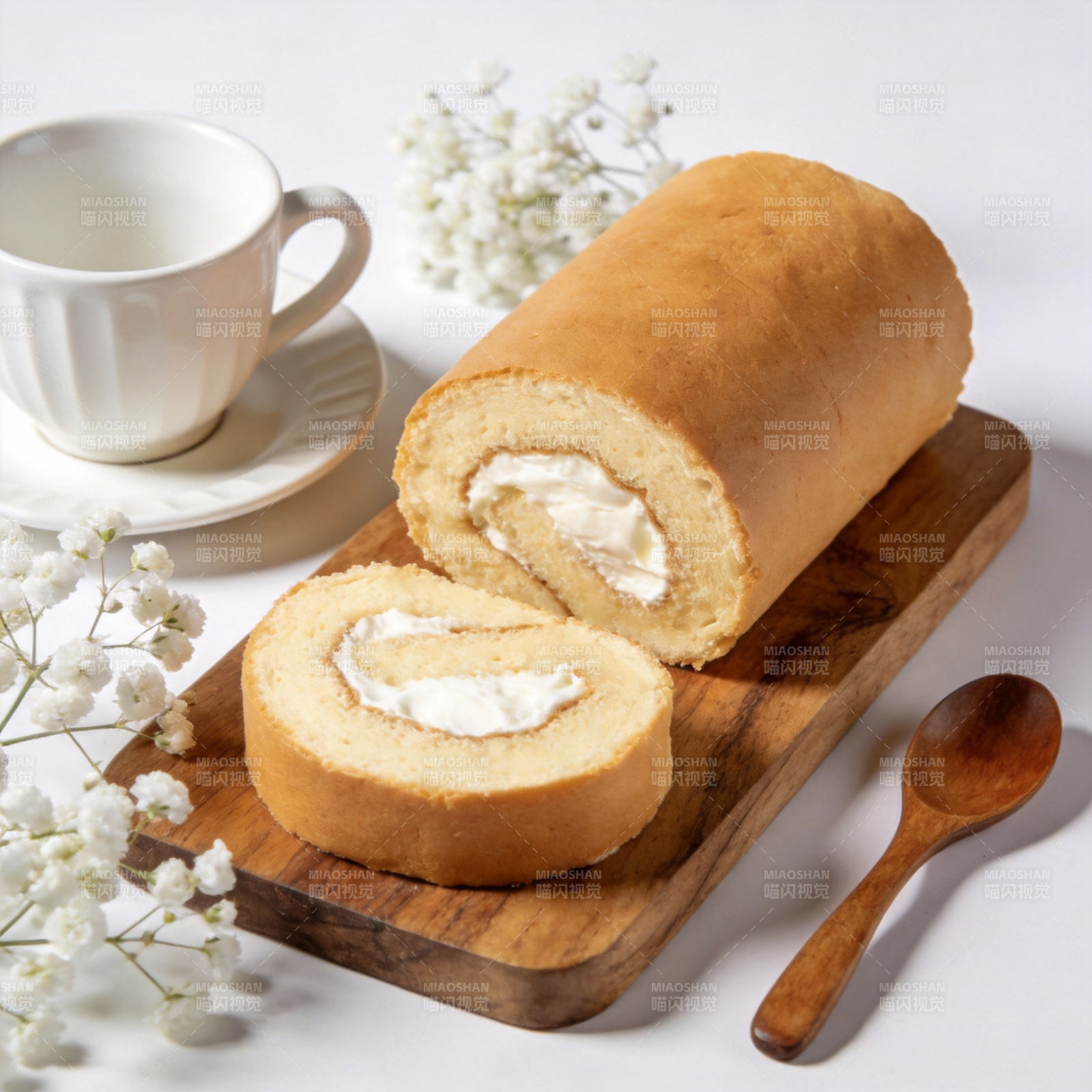 奶油蛋糕卷图片