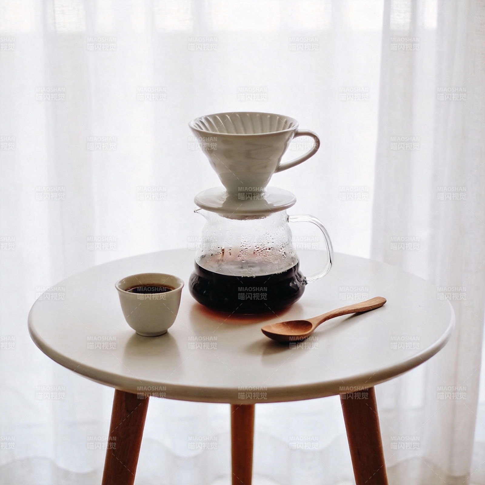 手冲咖啡静谧时光图片