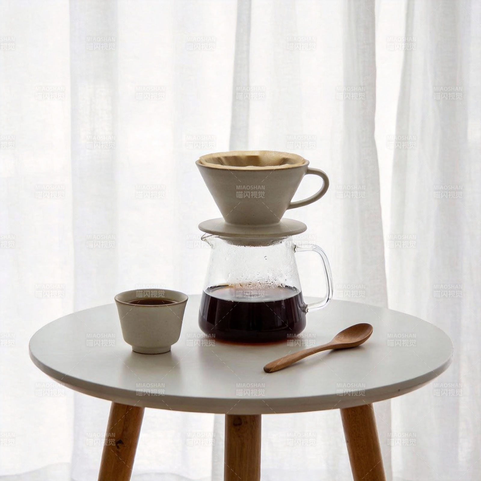 手冲咖啡静谧时光图片