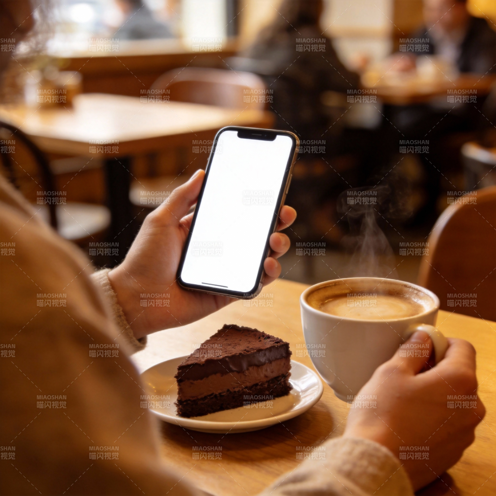 咖啡时光 手机相伴图片