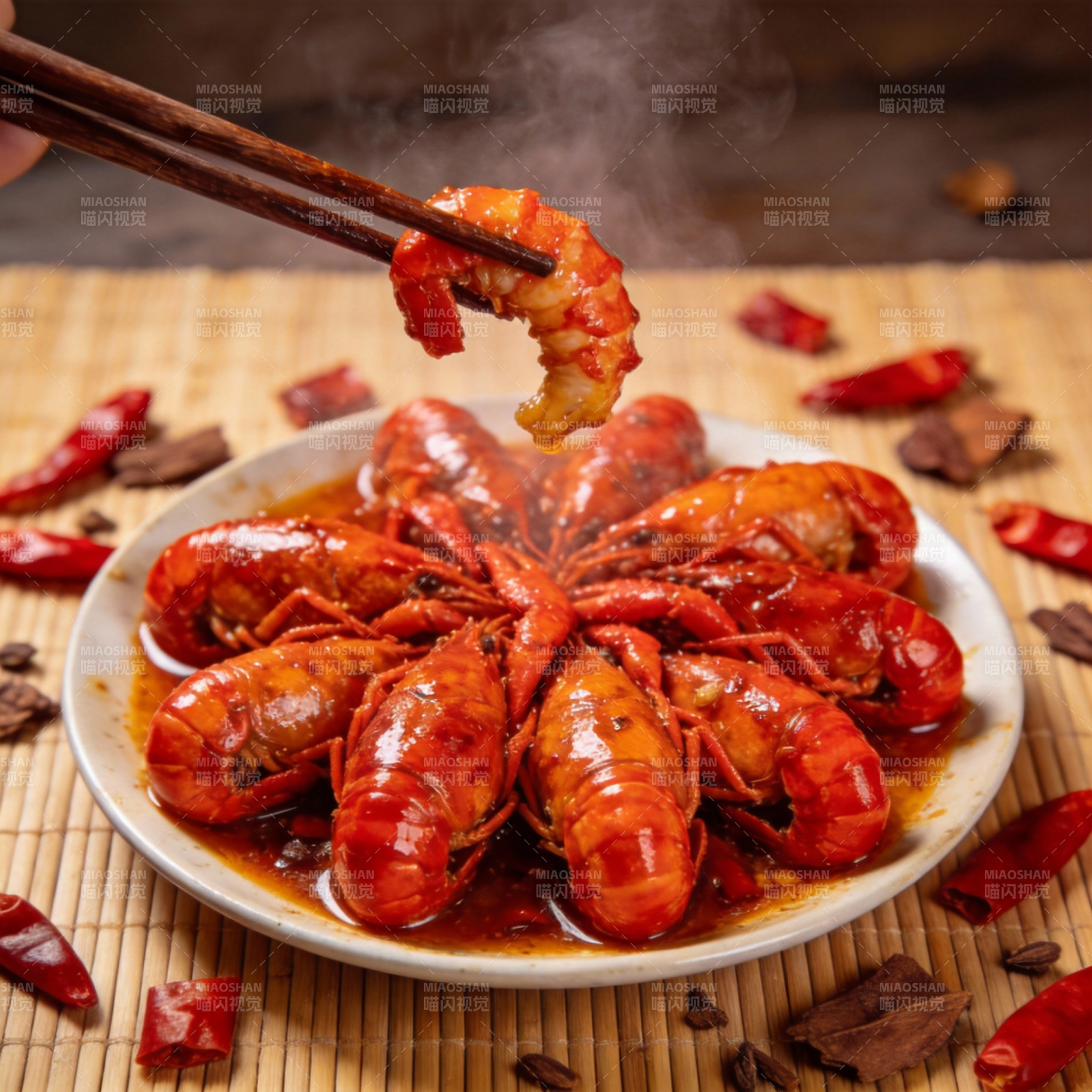 麻辣小龙虾图片