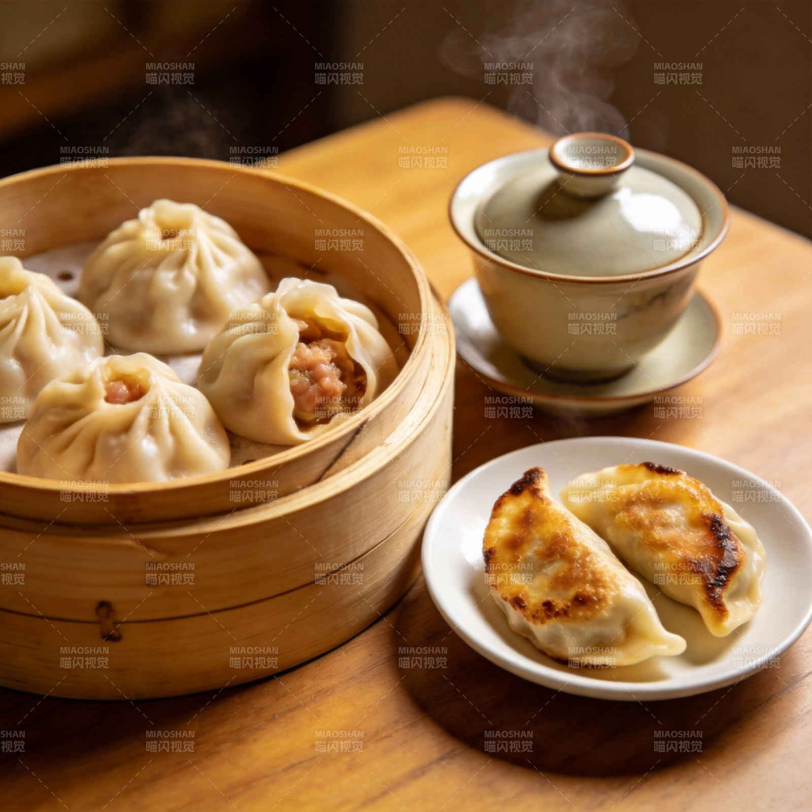 蒸饺与煎饺配茶图片