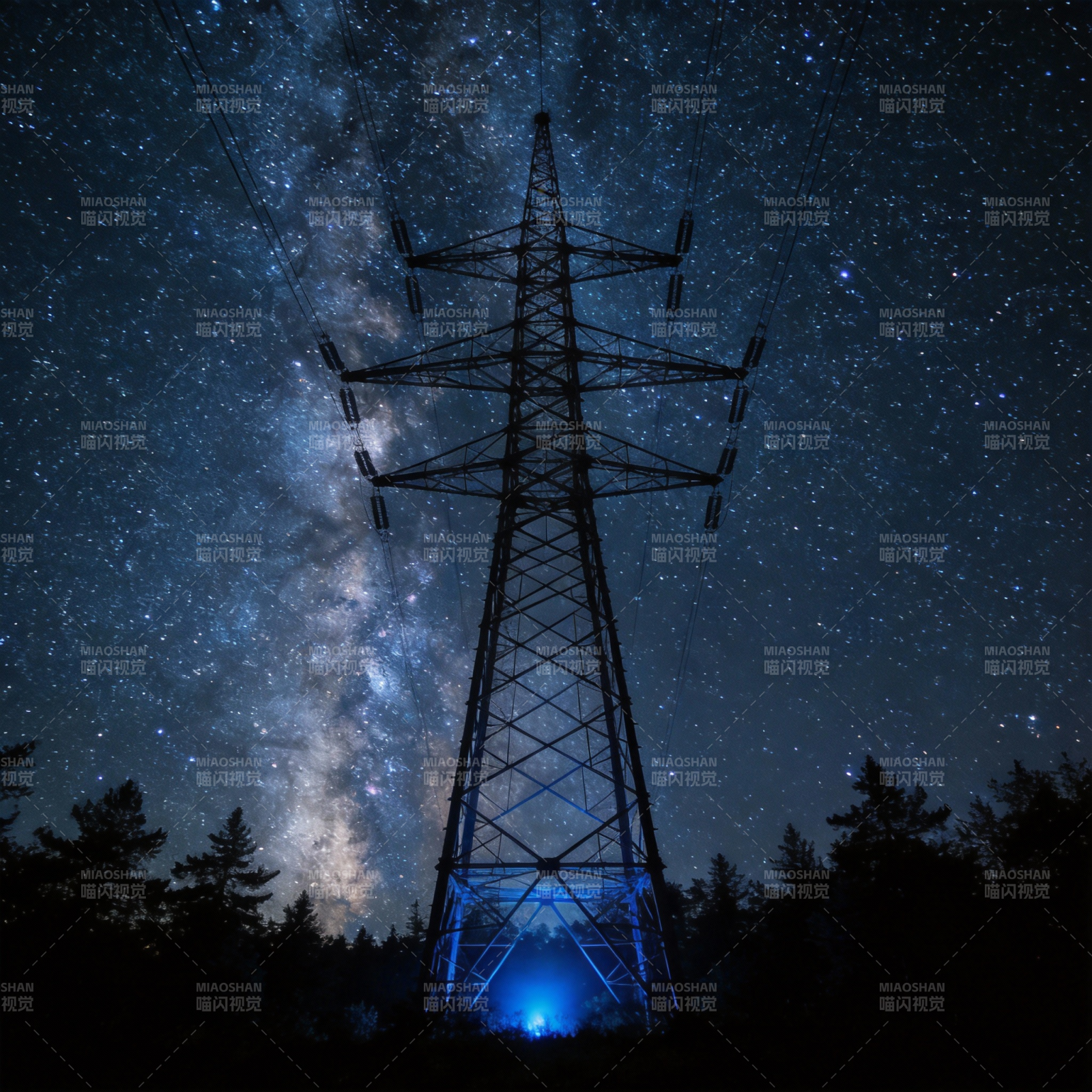 星空下的电力塔图片