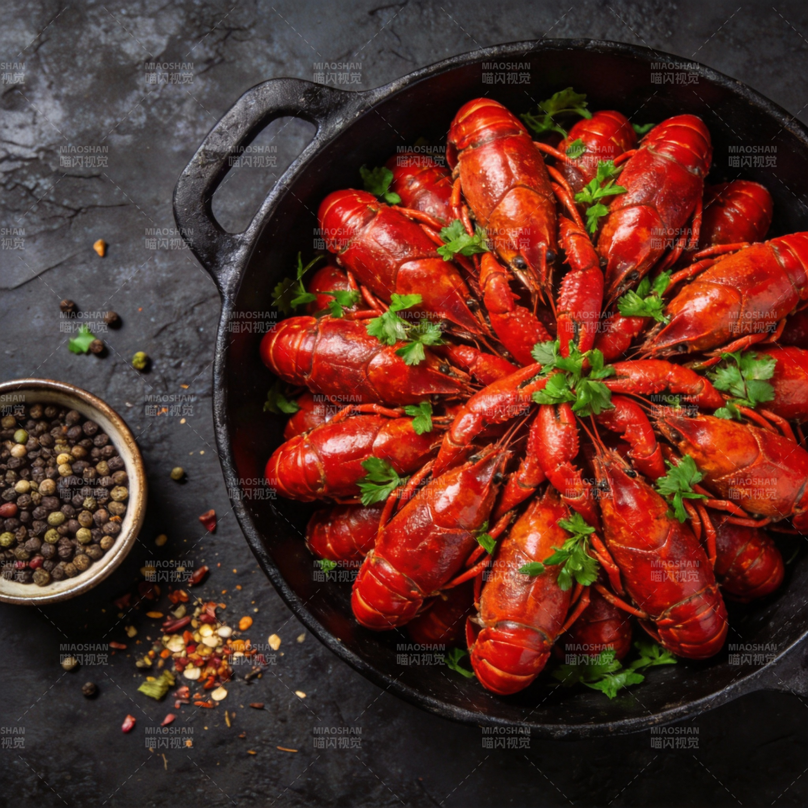 香辣小龙虾盛宴图片