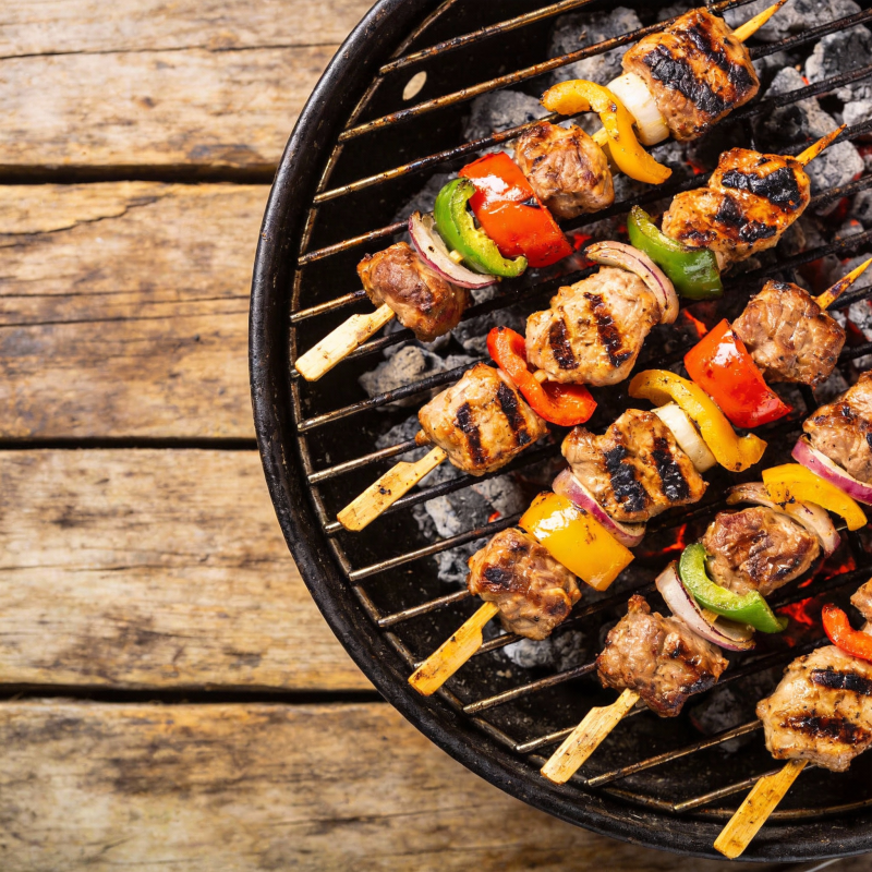 美味烤串 炭火香飘图片