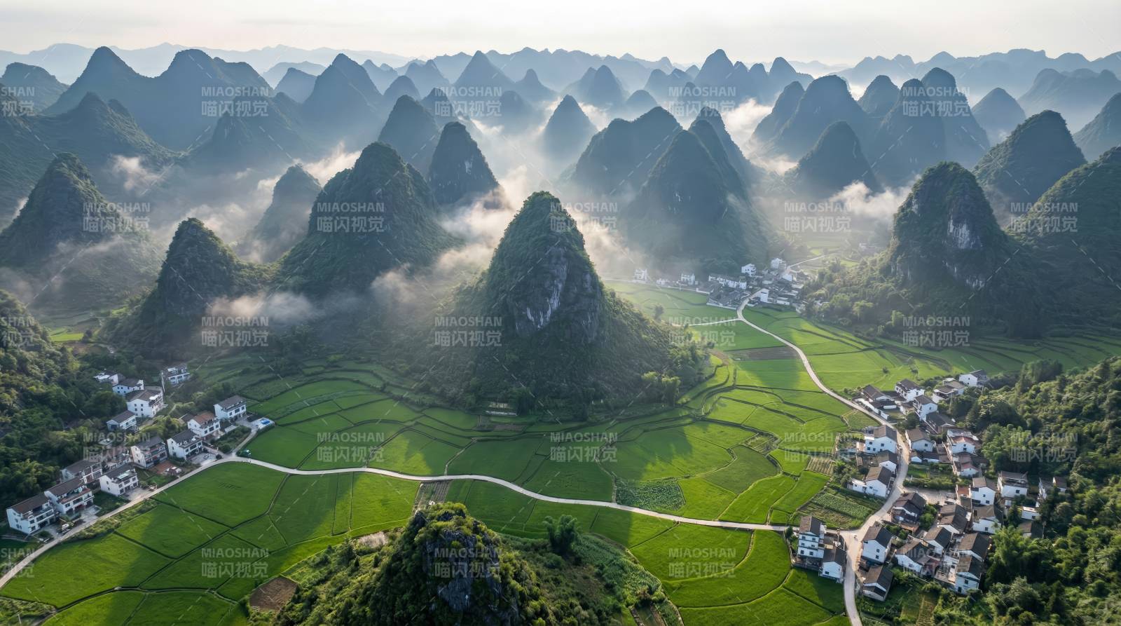 喀斯特田园风光图片