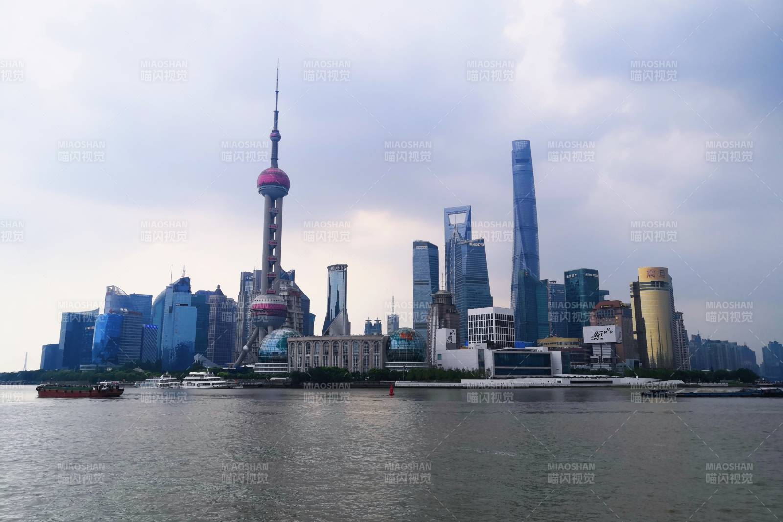 上海陆家嘴东方明珠图片