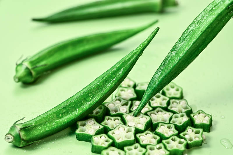 绿色新鲜蔬菜秋葵特写图片