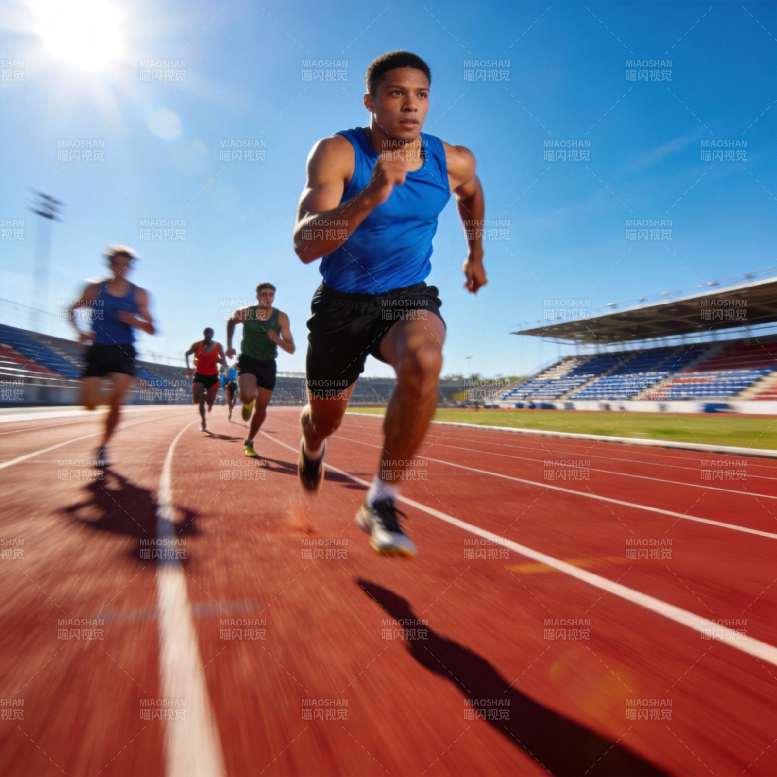 赛道疾驰 勇争第一图片