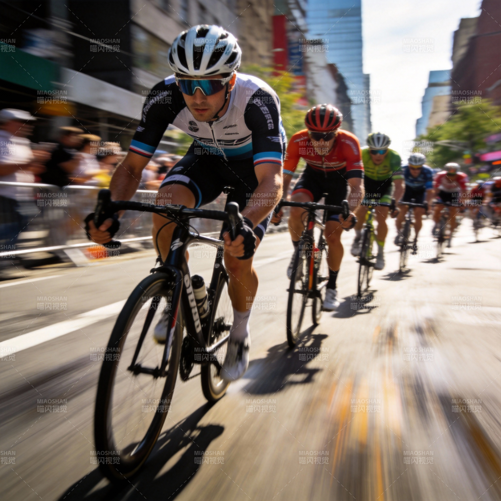 城市骑行竞速赛图片