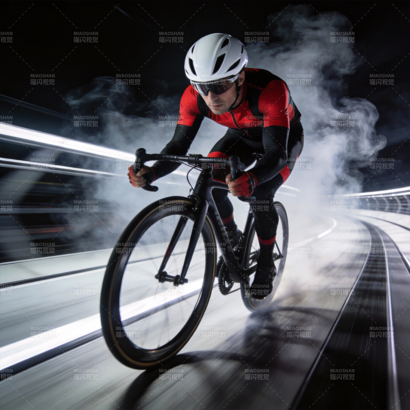 疾速骑行 风驰电掣图片