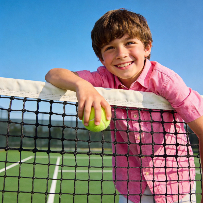 少年网球趣图片