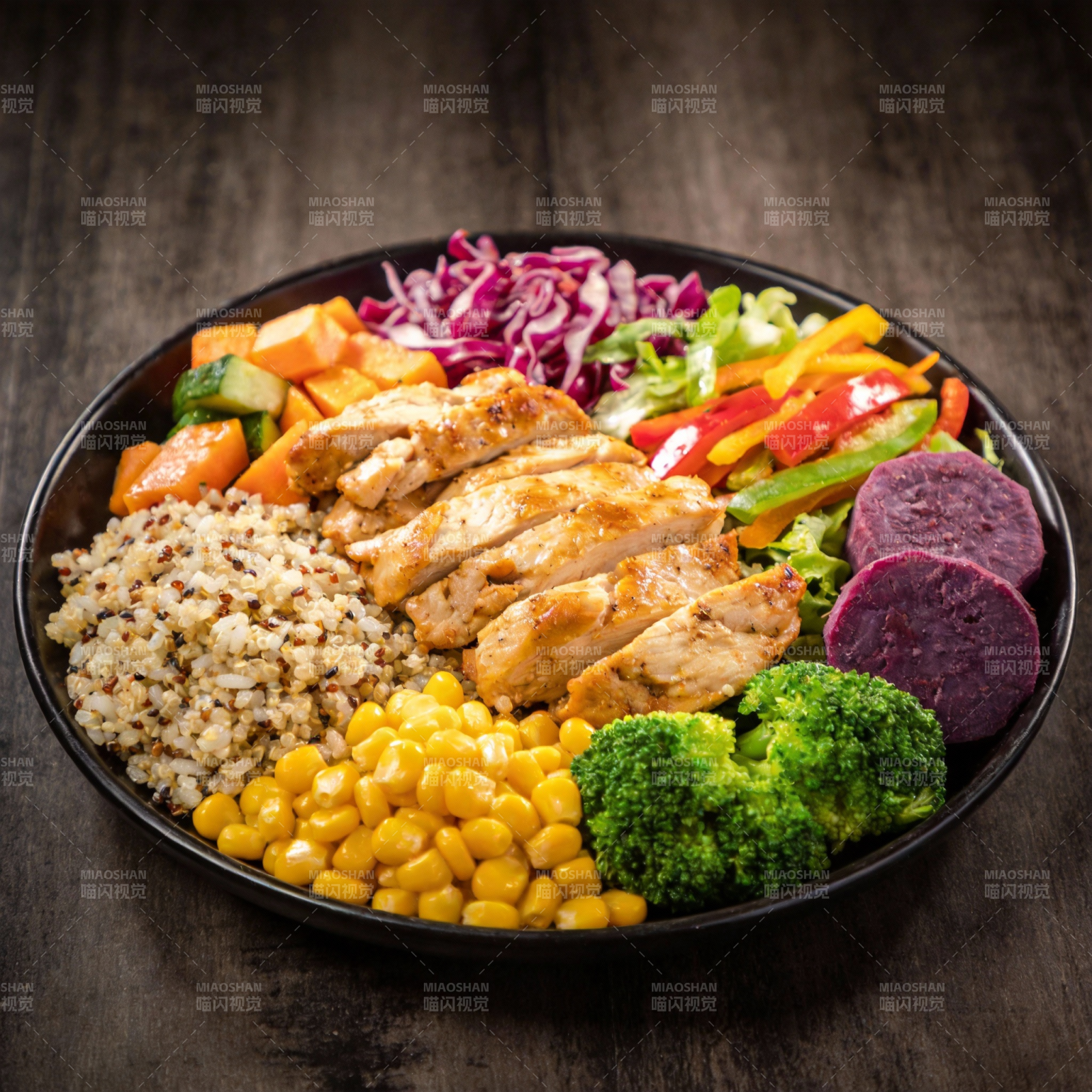 美味鸡胸蔬菜饭图片