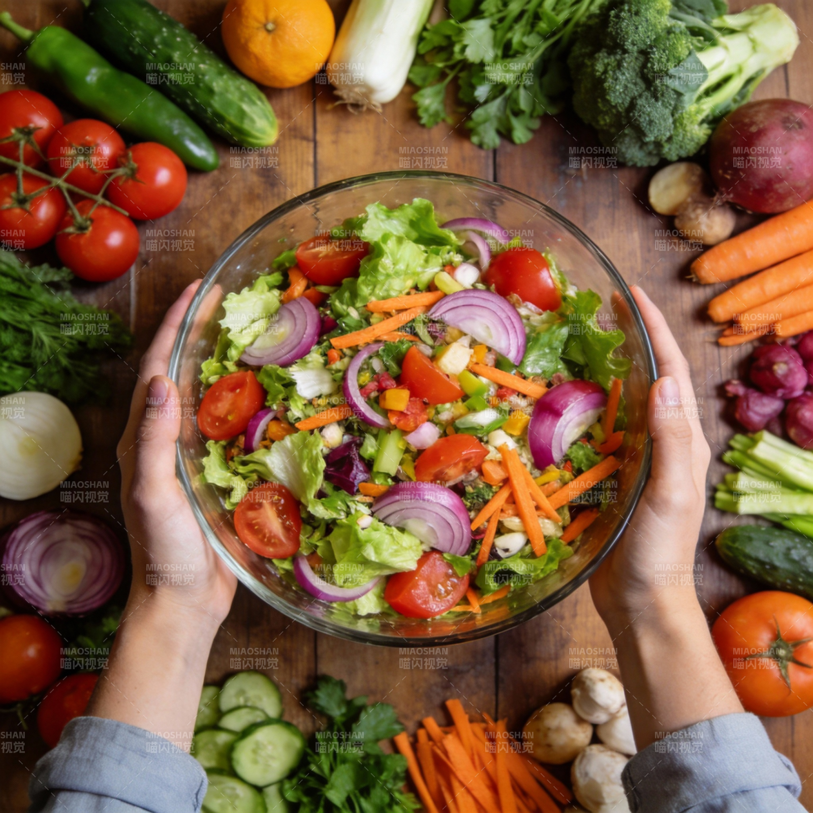 新鲜蔬菜沙拉图片