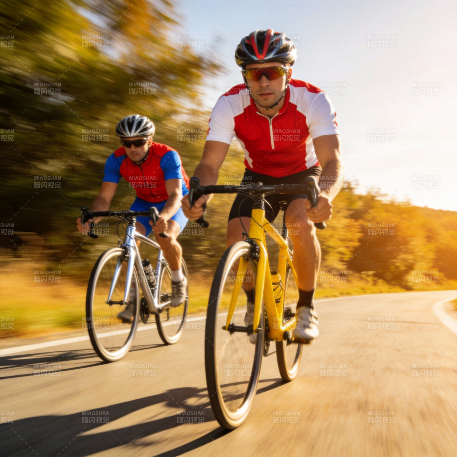 骑行竞速 风驰电掣图片