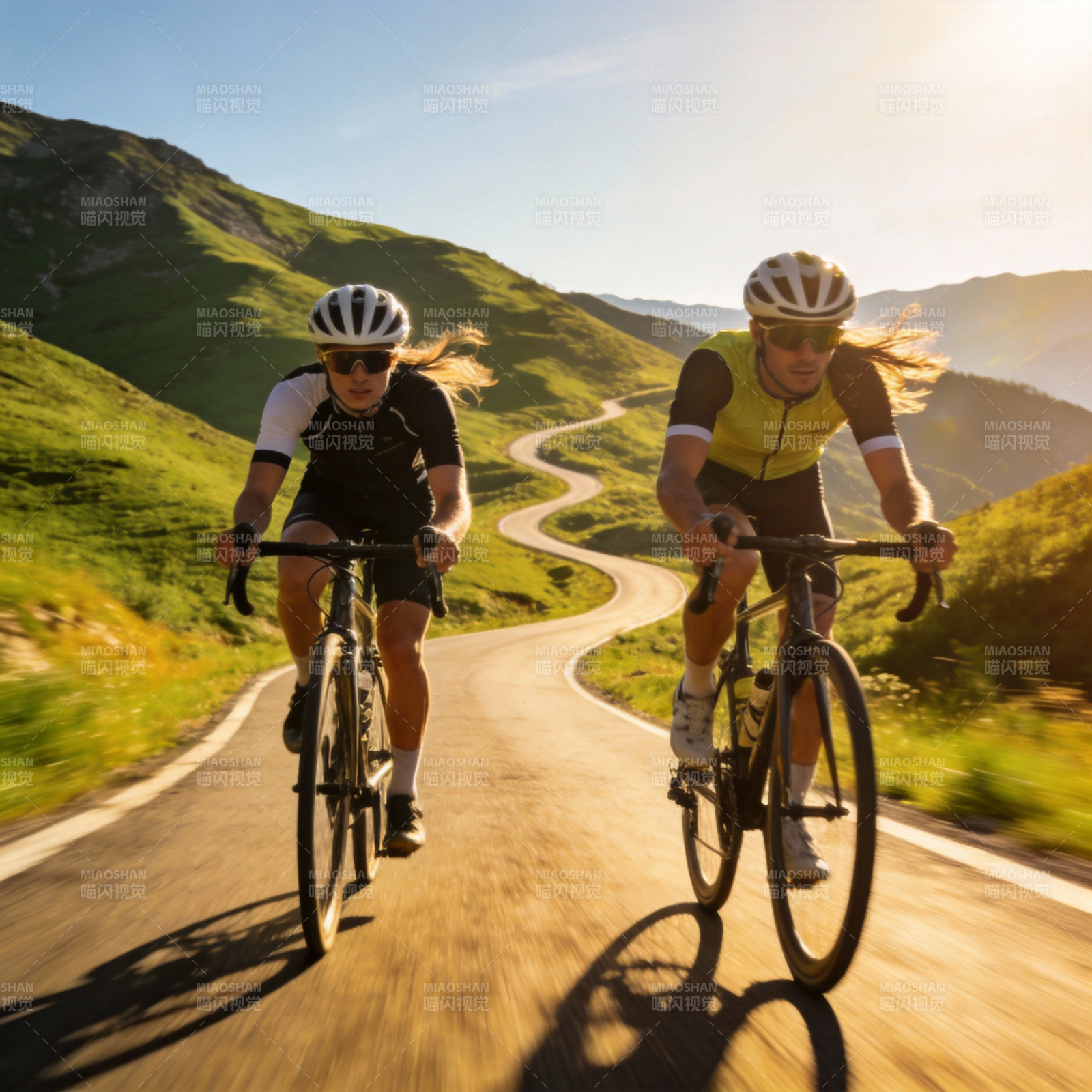 山间骑行 畅享自然图片