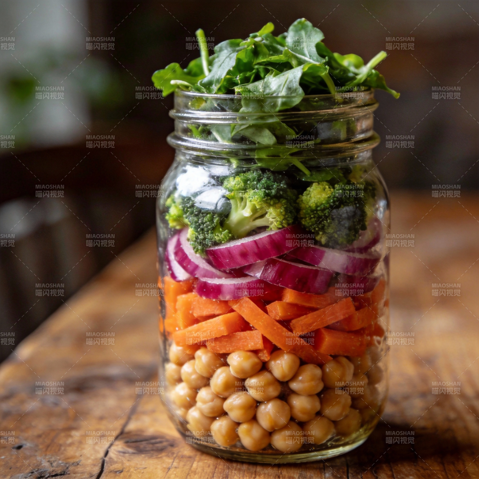 罐装蔬菜沙拉图片